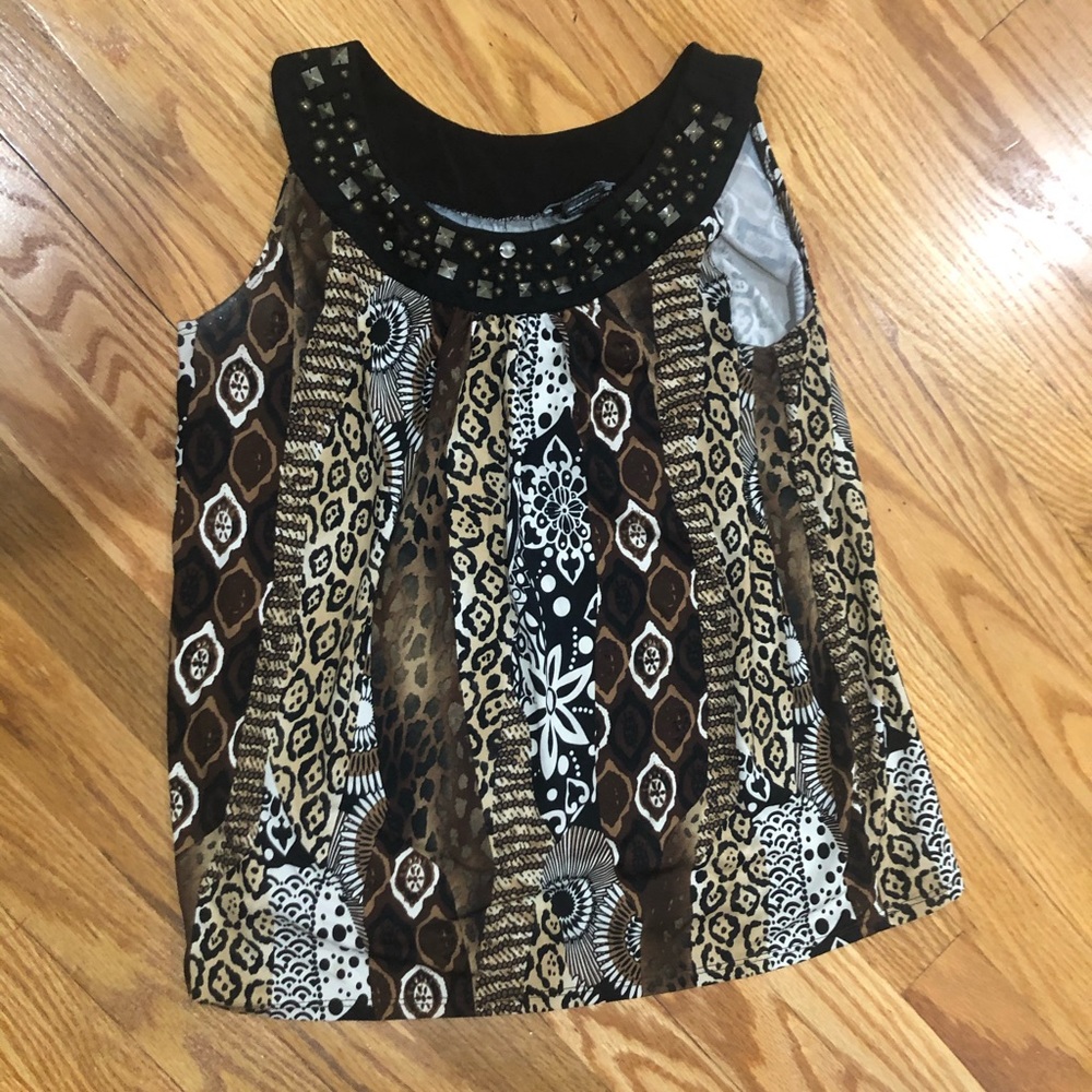 Printed Sleeveless blouse